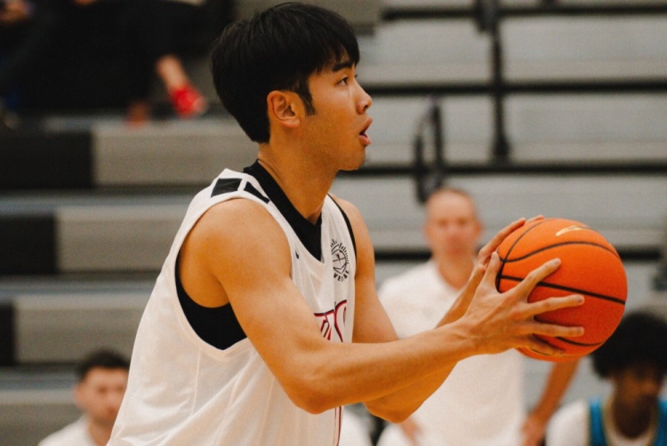 张博源教练认为他有全美前30的天赋 如果他是美国人肯定就是五星