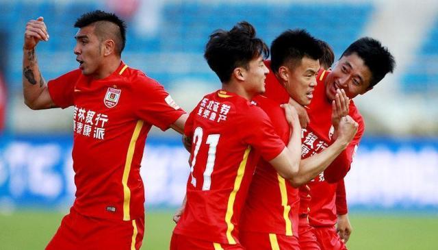 开云体育APP下载-中超前5轮场均进球锐减 海港攻守佳亚泰丢球最少